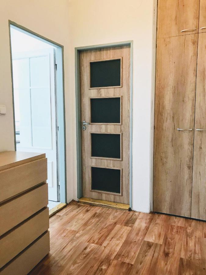 Apartamento Apartman Na Namesti Opočno Exterior foto