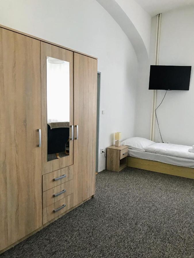 Apartamento Apartman Na Namesti Opočno Exterior foto