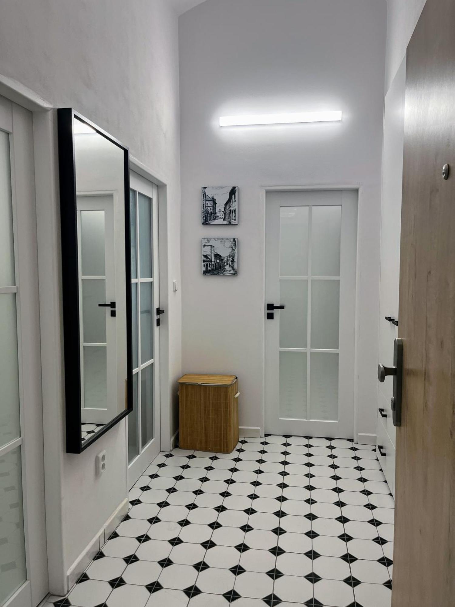Apartamento Apartman Na Namesti Opočno Exterior foto