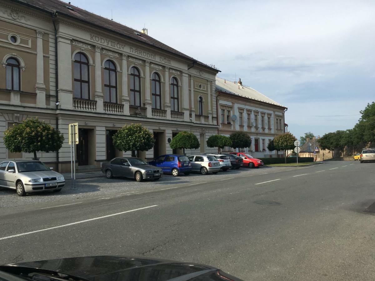 Apartamento Apartman Na Namesti Opočno Exterior foto